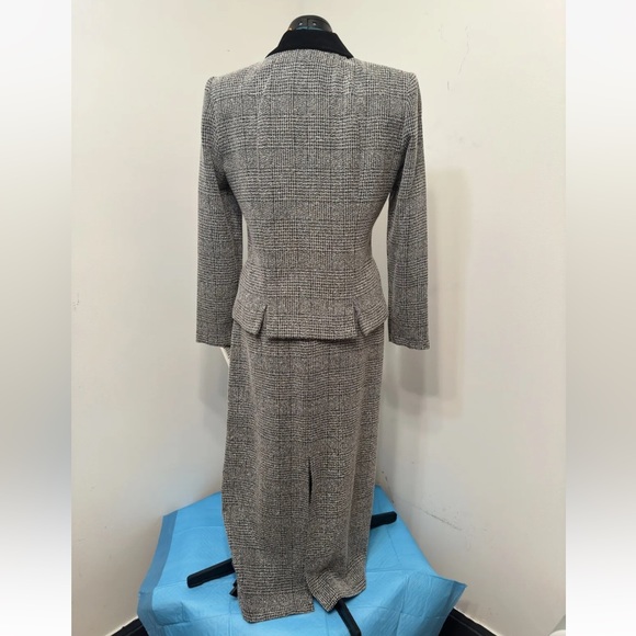 Jessica Howard Petite Black White Tweed Unlined 2 Piece Long Skirt Suit Size 6P. - Picture 3 of 16